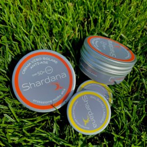 Offerta Shardana Balsamo Labbra + Crema Viso